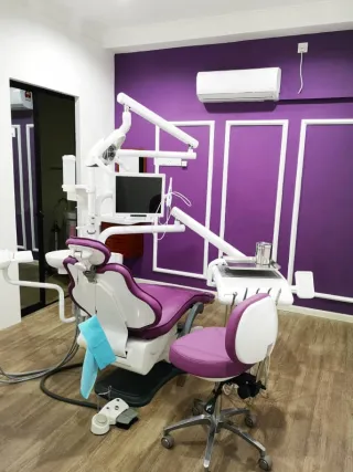 Bandar Tun Hussein Onn clinic interior