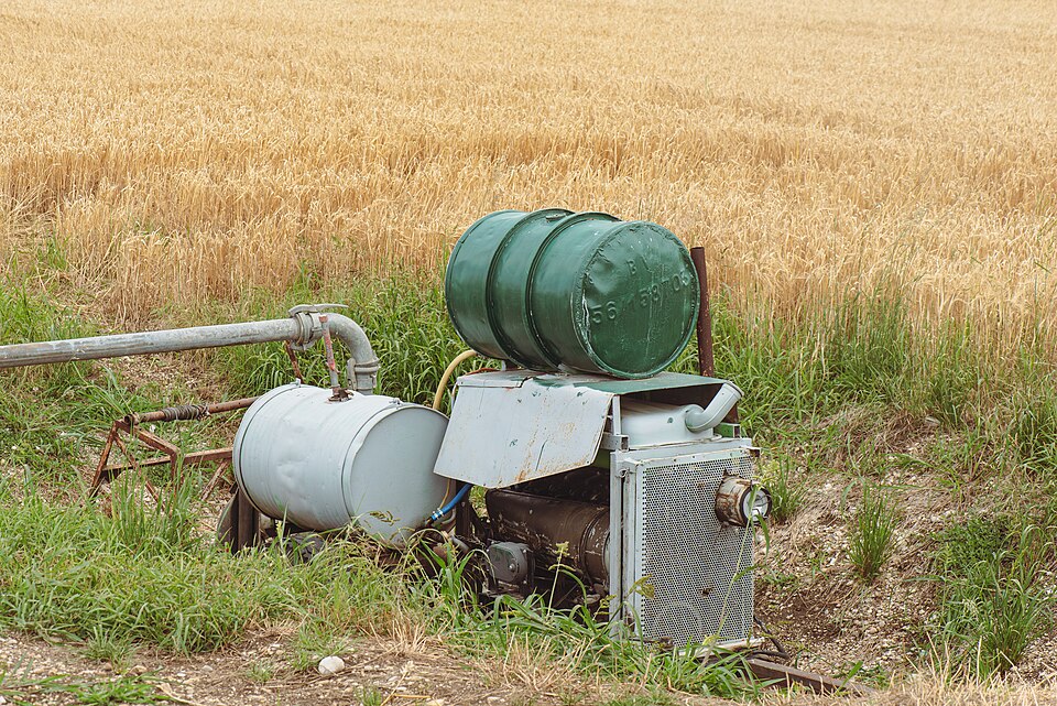 Agriculture water pump — scenario #028 monitors pump health and irrigation telemetry.